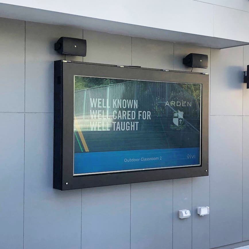 Extreme-Enclosure-Outdoor-TV-Enclosure-1